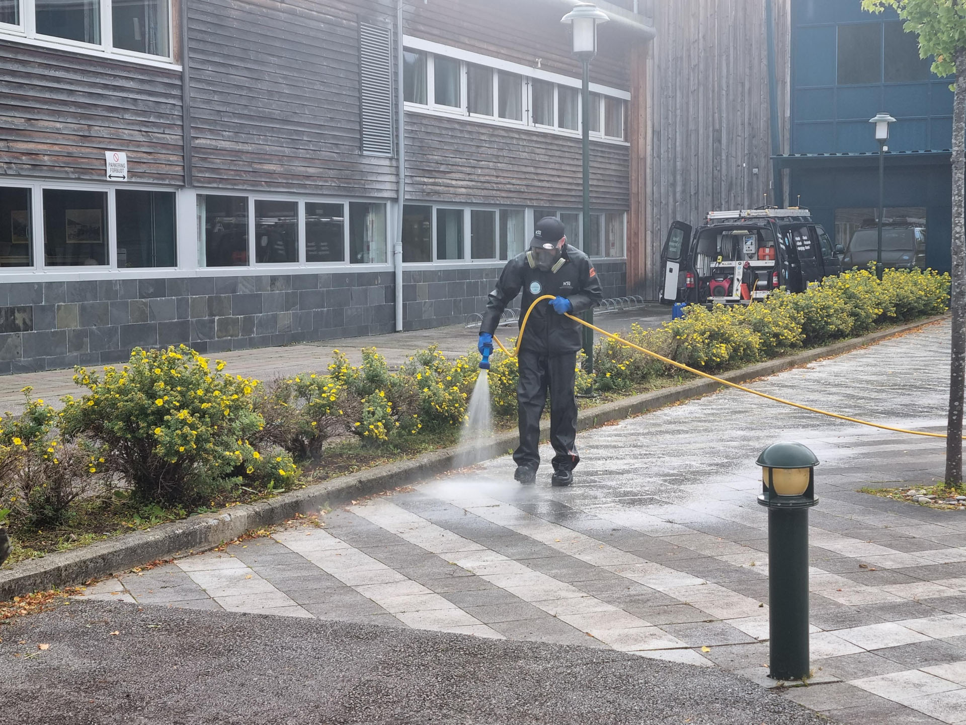 Vask av uteområde Stryn Videregående